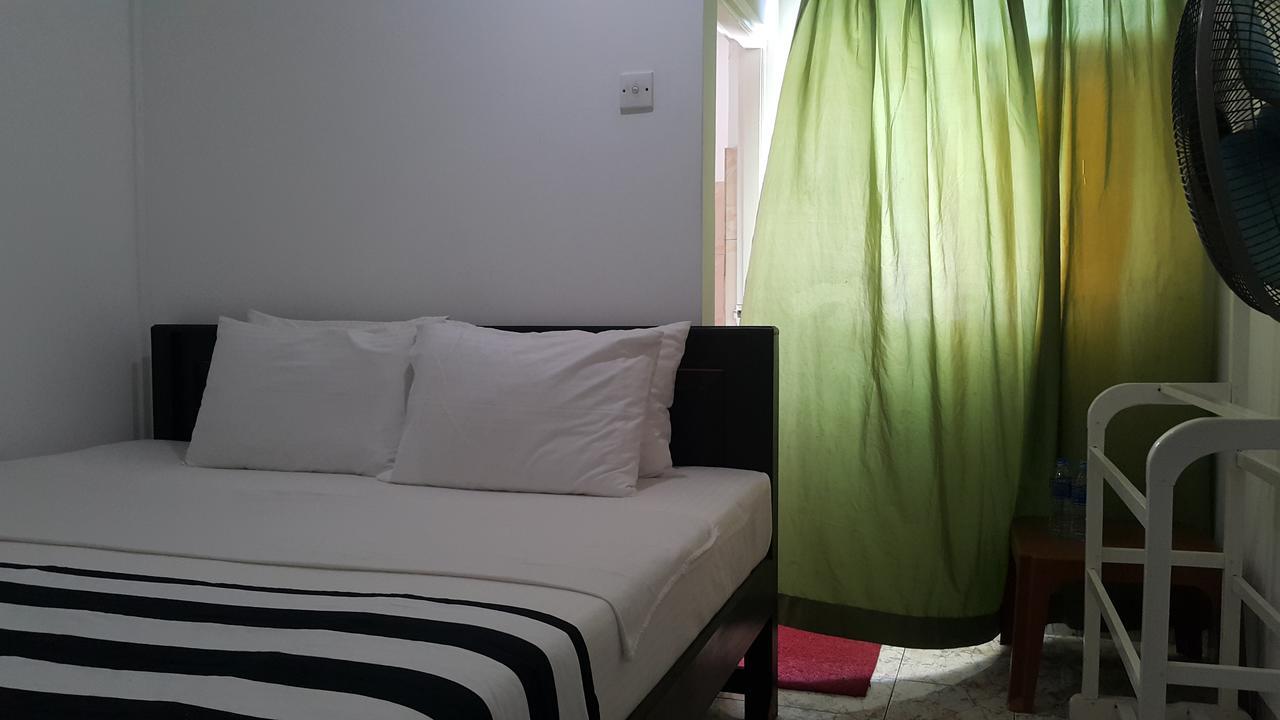 City Capital Hostel 아누라다푸라 외부 사진